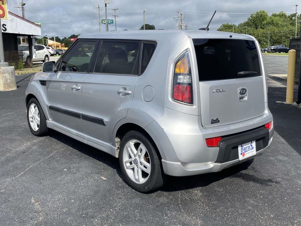 2011 Kia Soul +